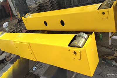 End carriages of single girder overhead crane 