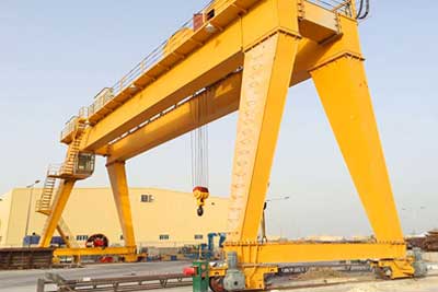 Box girder gantry crane for outdoor application 