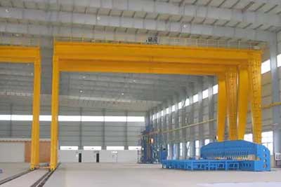 Box girder gantry crane for indoor application 