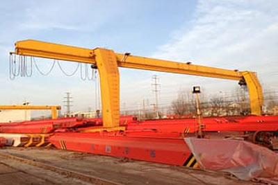 Single girder gantry crane with double cd/md hoists and single cantilever design