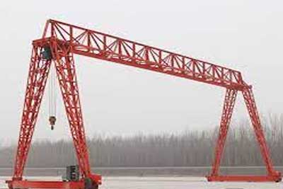 Single girder truss gantry crane with no cantilever