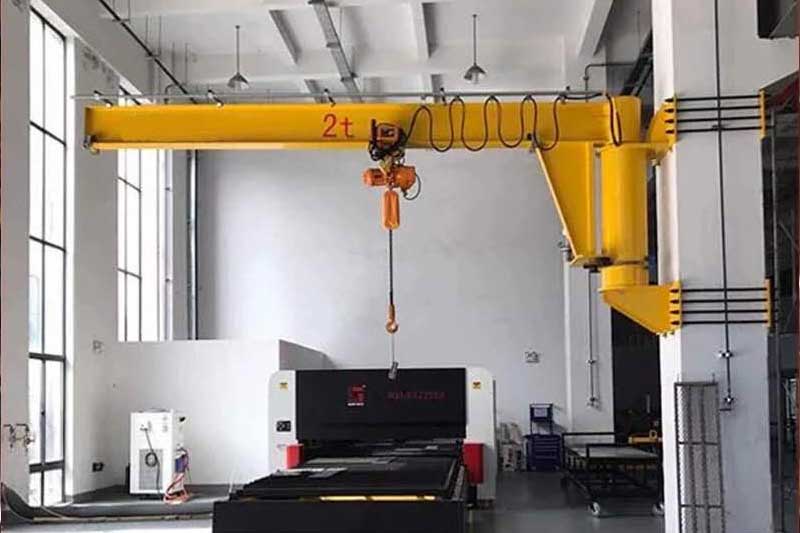 Wall mounted cantilever workshop cranes 