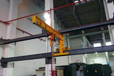 Cantilever wall travelling crane with economical electric chain hoist