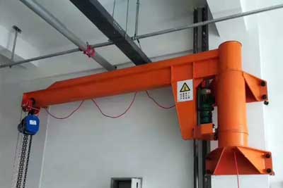 Wall column mounted cantilever jib crane