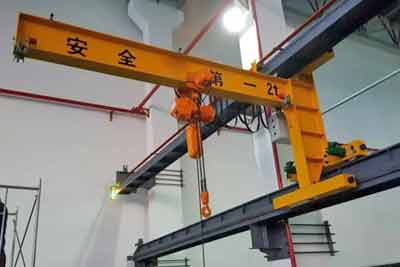  Cantilever wall travelling jib crane