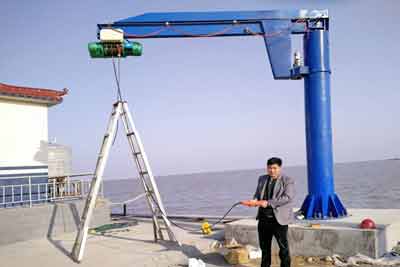 Rotate jib crane for outdoor use 