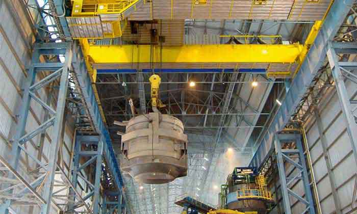 Steel mill overhead crane with ladle hook