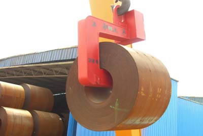 C hook coil lifter