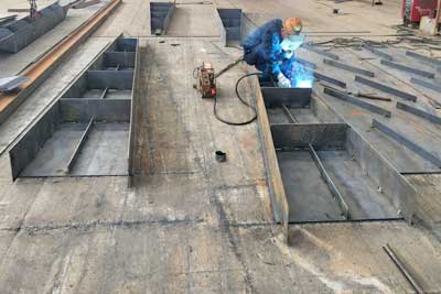 5 ton gantry crane outriger or supporting leg production