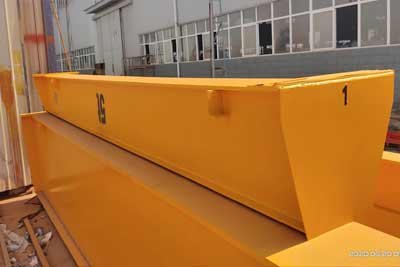 Main girder painted of 5 ton single girder overhead crane for sale Bangladesh