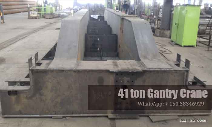 10 ton double girder overhead crane for sale Uganda- double girders divided into four sections 