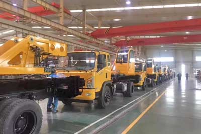 truck manufacturing workshop overhead crane