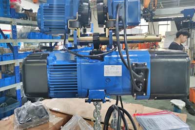 3 ton low headroom electric chain hoist for Romania floor mounted jib crane project