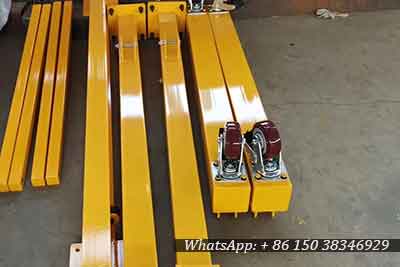 Small rolling portable gantry crane for sale Hongkong, China