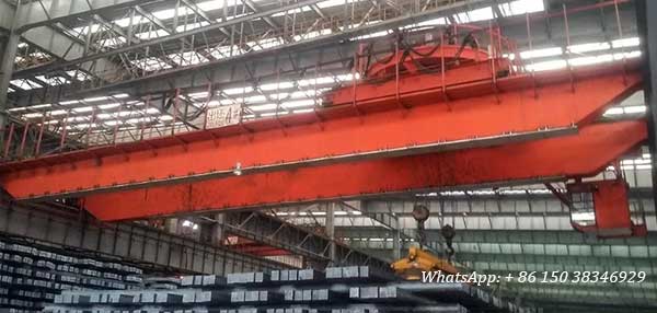 Overhead crane magnet for billet, girder, billet, and slab handling cranes