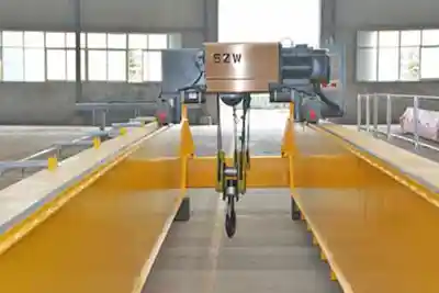 Double girder overhead crane for heavier mold handling 