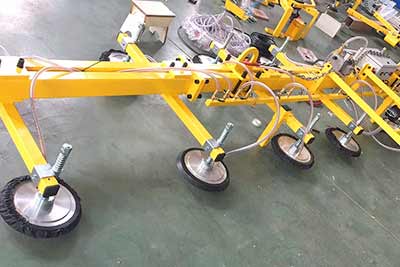 Overhead crane attachment - vacuum crane speader