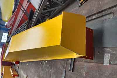 Main girder painted of 15 ton overhead crane for sale Paraguay