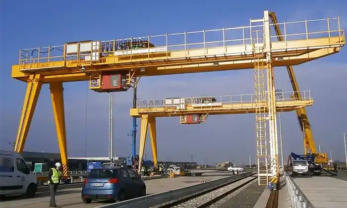 Cantilever Gantry Crane10 Ton for Sale, Outdoor Use Gantry Crane