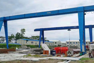 Single girder gantry crane 12 ton for outdoor precasting yard handling