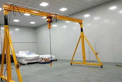 5 Ton Adjustable Gantry Crane for Sale Qatar for Molds Handling
