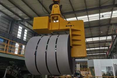 C hook overhead crane for horizontal coil handling
