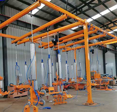 Freestanding floor mounted workstation crane