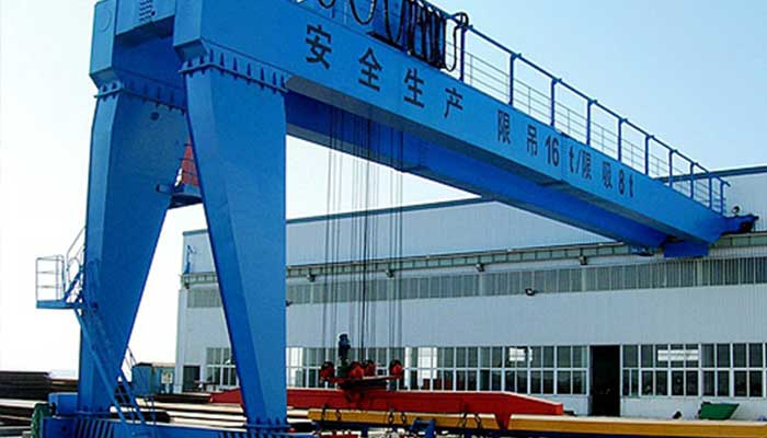 16 ton semi gantry crane for outdoor steel plate handling in steel machinery factory