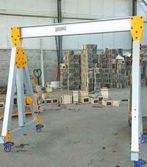 Fixed height aluminum lightweight portable gantry crane