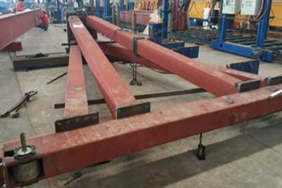 Gantry leg assembly of single leg gantry crane 