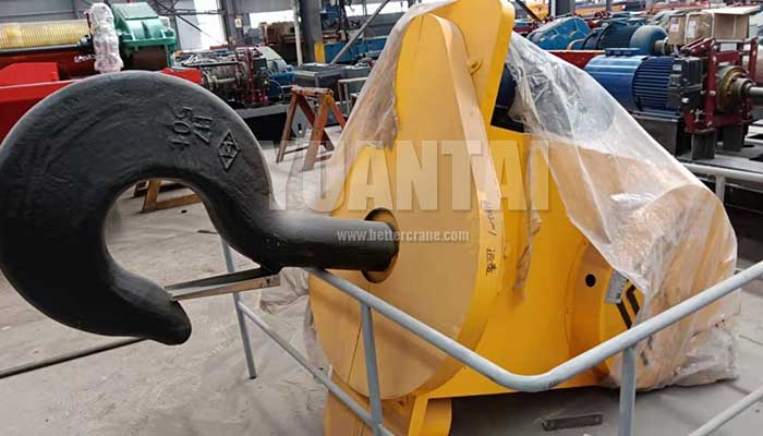 Crane hooks for delivery to Mexico