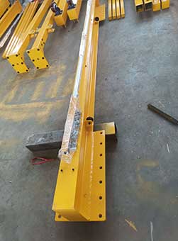 Main girder manual travelling portable gantry crane 3 ton