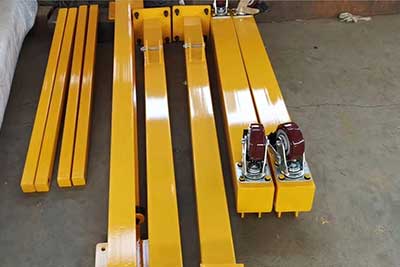 1 Ton Portable Gantry Crane for Sale Pakistan, Good Crane Price