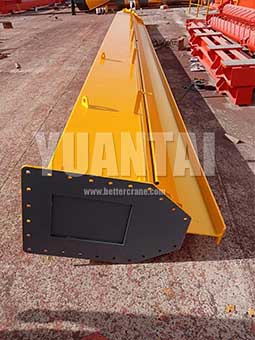 Main girder of 4 ton bridge crane painted