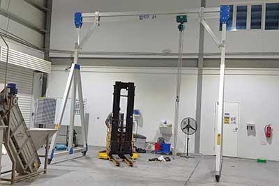 Fixed Height portable aluminum gantry crane: