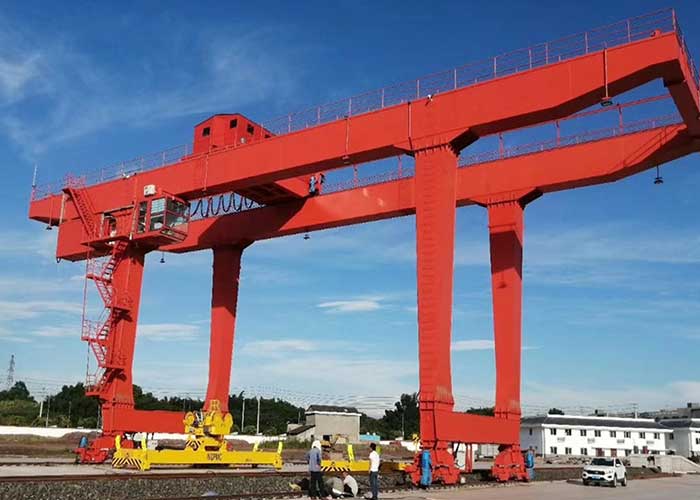Custom Rail Mounted Gantry Crane 30 Ton: Enhancing Efficiency and Precision