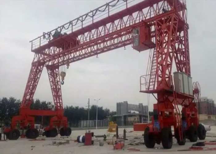 Custom Rubber-Tyred Gantry Cranes 30 Ton: Mobility and Versatility