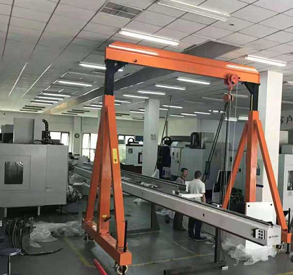 Adjustable rolling gantry crane for sale 1 ton to 5 ton 