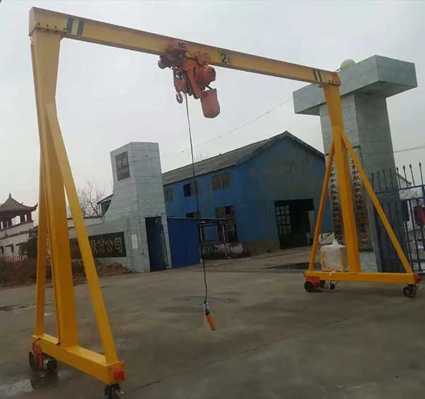 Electric rolling gantry crane