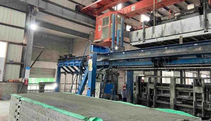 overhead crane for precast concrete handling 