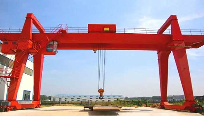 Double cantilever gantry crane with truss beam design