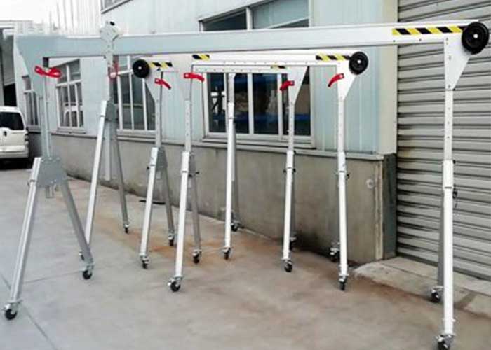 Aluminum rolling gantry crane for sale , lightweighted gantry crane