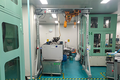 Aluminum Gantry Cranes: Hoisting Your Cosmetic Business Up to New Height