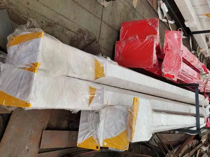 Packed steel strucutre of 5 ton portable gantry crane for sale