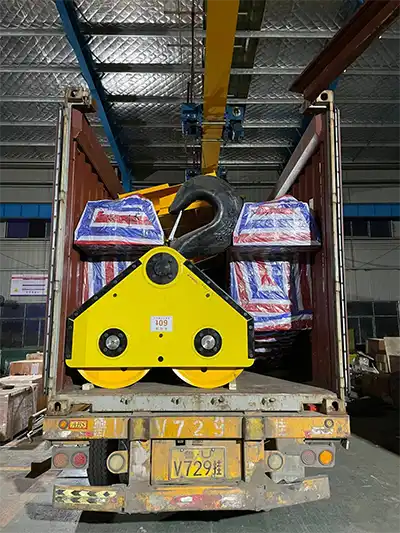 Main parts loaded into container, 60 ton crane hook at sight