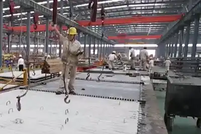Overhead Crane for Concrete Slab Demoulding and Storage