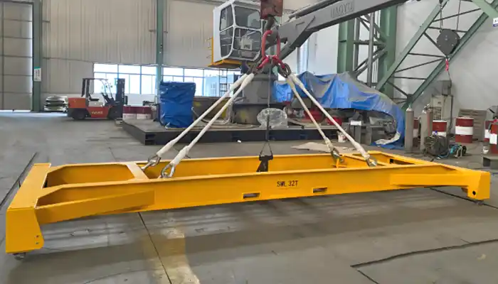 Semiautomatic Container Spreaders