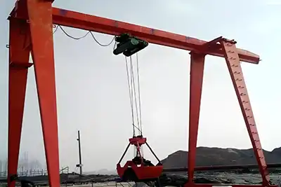 Single Girder Gantry Crane with Grab Bucket for Sale 