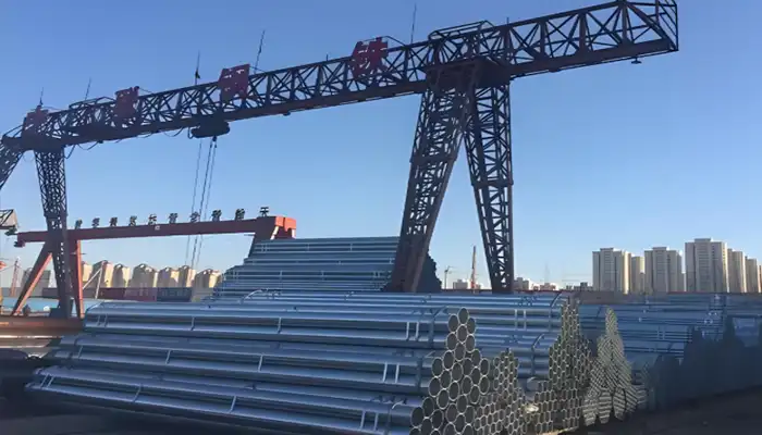truss girder gantry crane for bundles of pipes handling