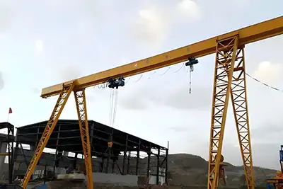 Dual-Hook 5 Ton+ 5 Ton Gantry Crane  for Sale Saudi Arabia